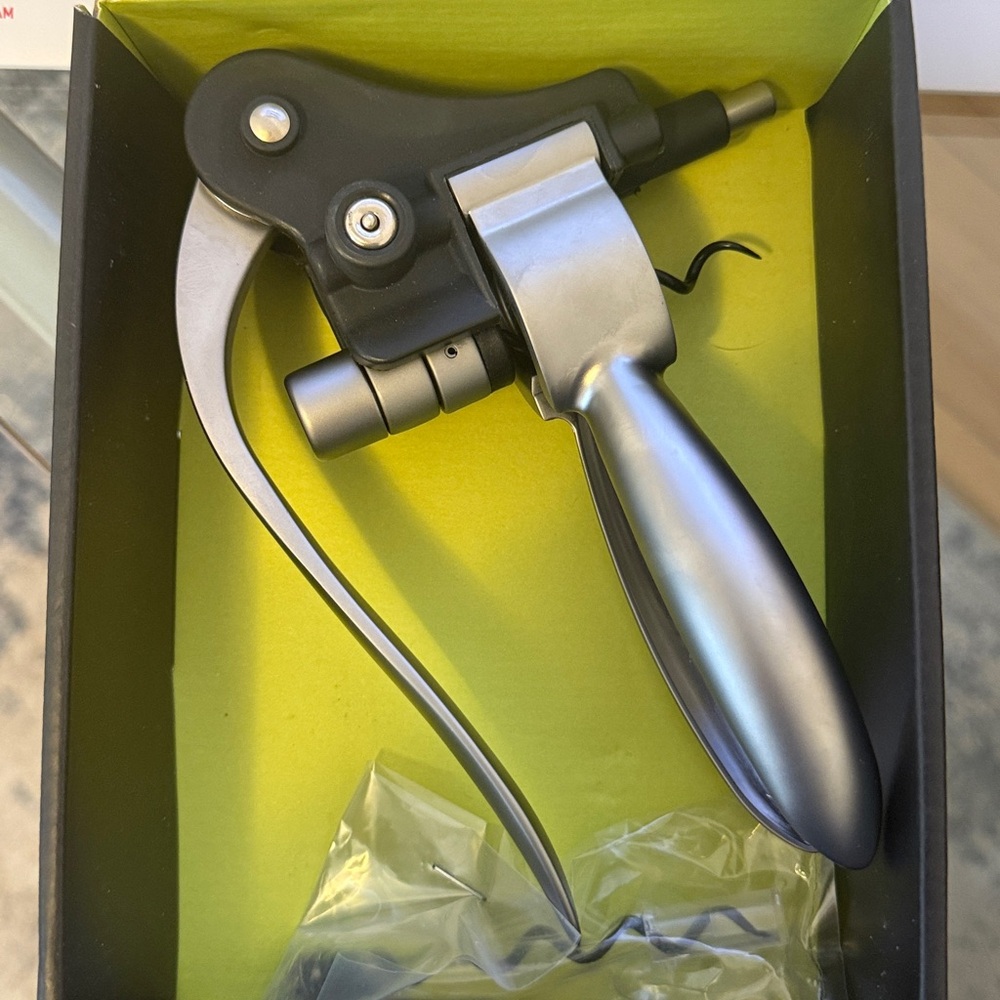 Wine Opener by Oenopull